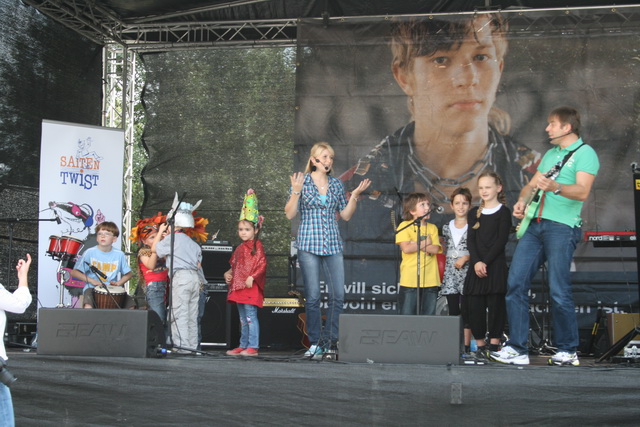 gal/2009/2009 Weltkindertag Duesseldorf  Johannes Rau Platz/IMG_9247.JPG